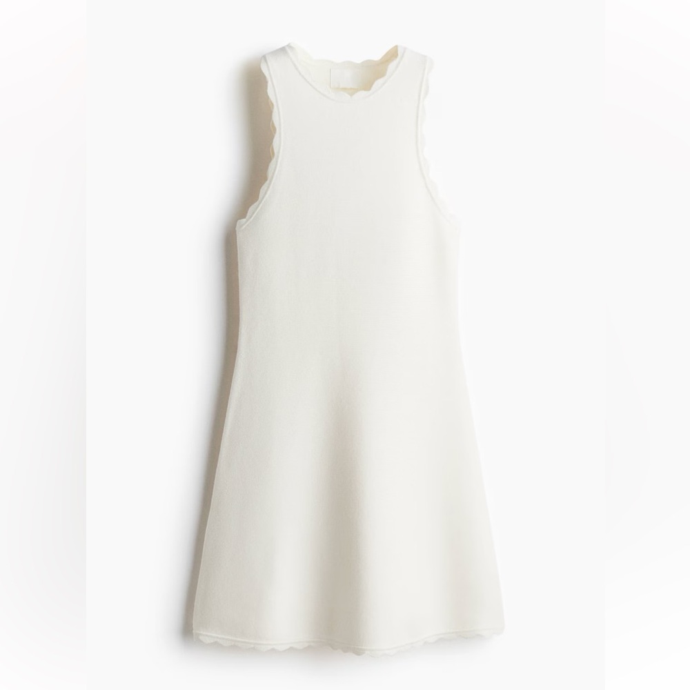 H&M Scalloped Mini Dress - Picture 2 of 3